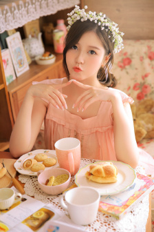 黑皮辣妹
